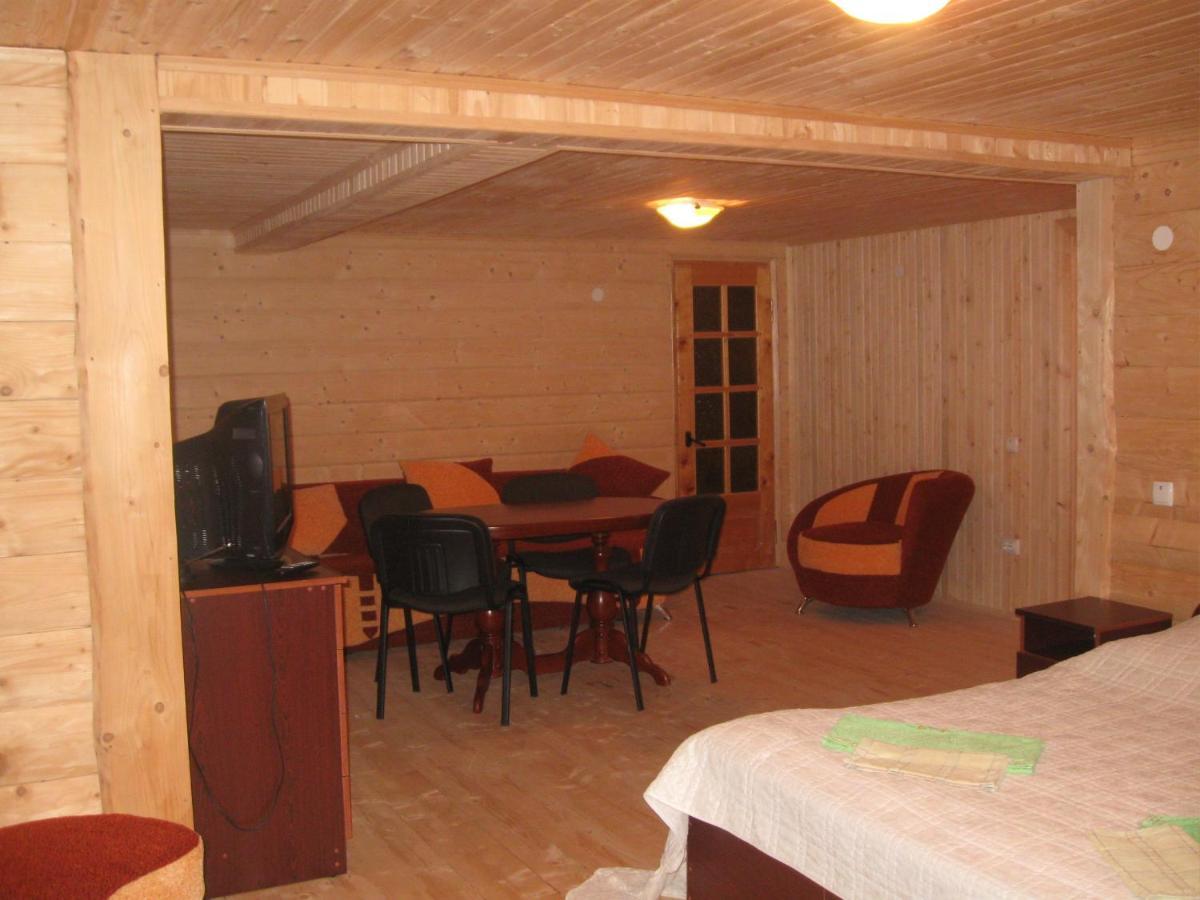 Gutsulochka Apartment Яремча Экстерьер фото