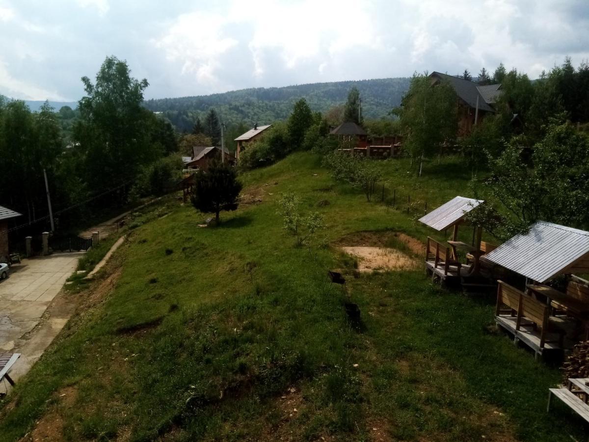 Gutsulochka Apartment Яремча Экстерьер фото